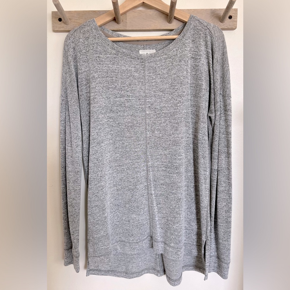 Lou & Grey Heather Grey Long Sleeve/Sweater